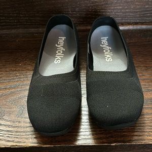 Heyfolks black flats (Rothy’s style) - size 8